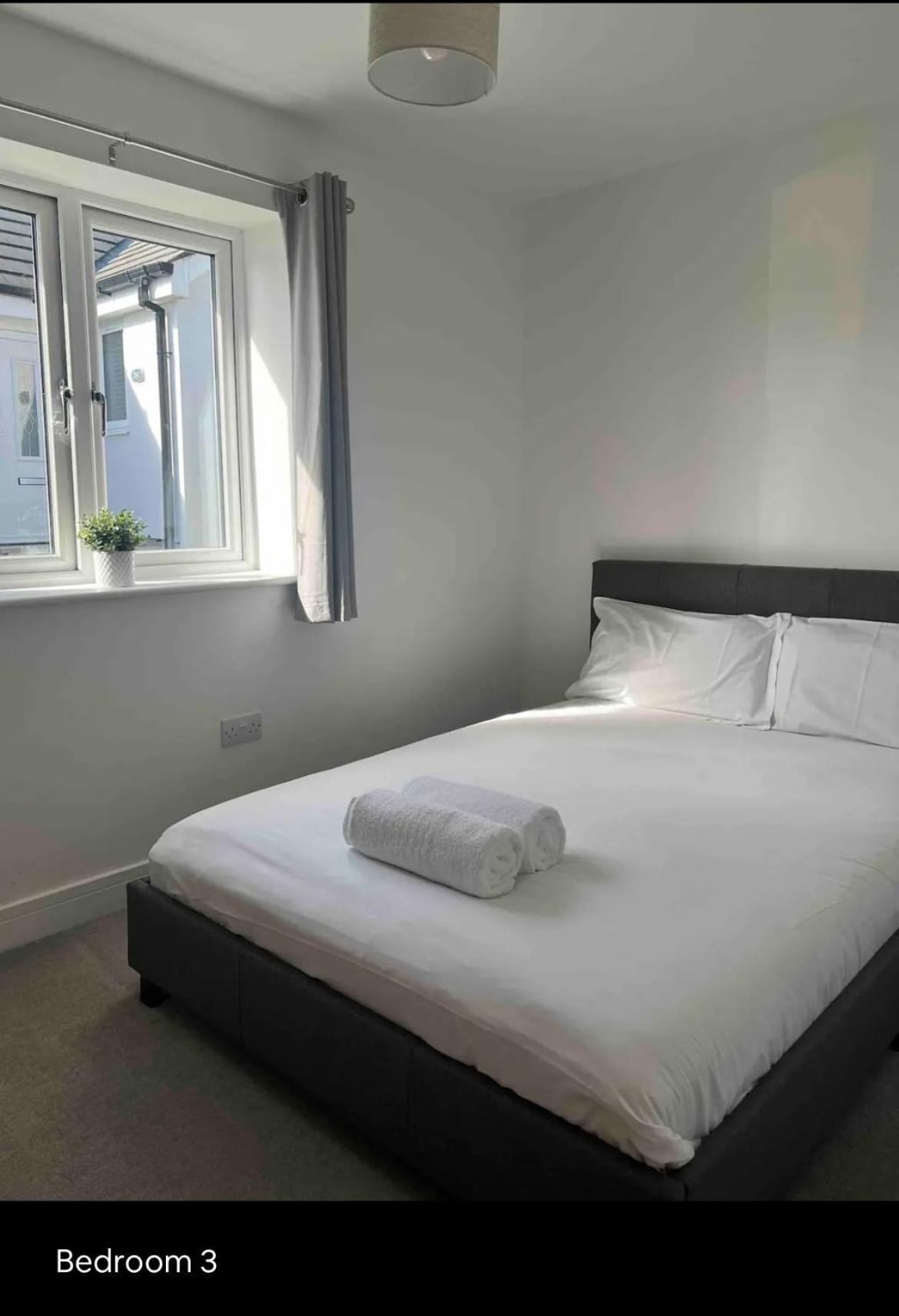 Green 3 Bed Bungalow With En-Suite And Parking Felton  Bagian luar foto